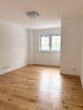 Einzigartiges Wohnen am See – Exklusive Wohnung mit Privatgarten - Im Schlafraum. 1