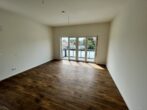 Gepflegte 4-Zimmer-Neubauwohnung im Herzen von Nauen zu vermieten - Wohnzimmer
