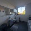 Sehr gepflegte und helle 2-Zimmer-DG-Wohnung in Berlin-Köpenick mit moderner EBK zu vermieten - Bad