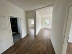 Gepflegte 4-Zimmer-Neubau-Wohnung im Herzen von Nauen zu vermieten - Flur