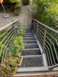 Gepflegte 3-Zimmer-Wohnung mit Balkon und Garten in Berlin-Rummelsburg zu vermieten - Zugangstreppen zum eigenen Garten